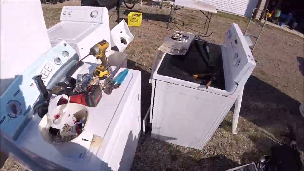 Scrapping Stuff + Working in My Yard & Garbage Run