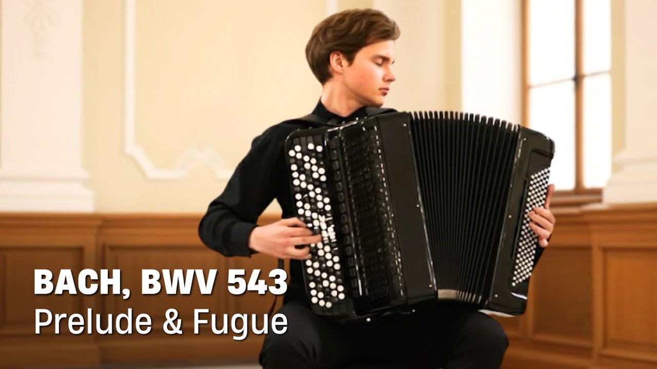 Bach: Prelude and Fugue in A Minor, BWV 543 | Powerful Accordion Performance