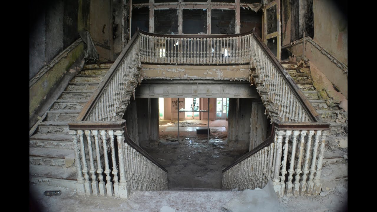 Exploring a Millionaire's Abandoned Mansion - PA (Built in 1906)
