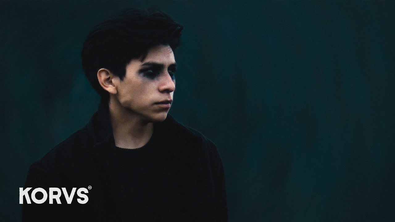 Darz Cyrus - N&aacute;ufrago