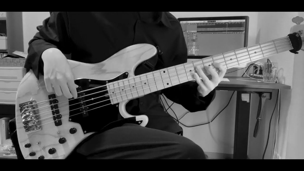意識 / E.scene (bass cover)