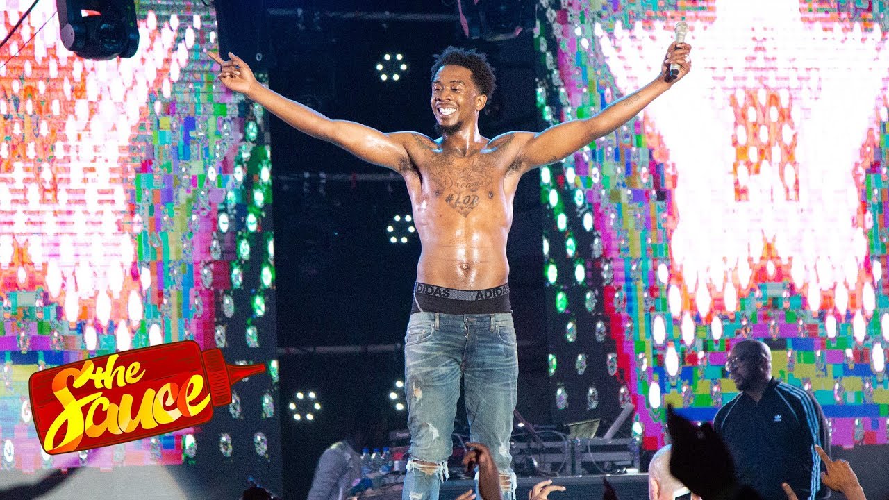 Desiigner loses shoes, as he performs 'Panda' at Jameson Connects | Full Performance