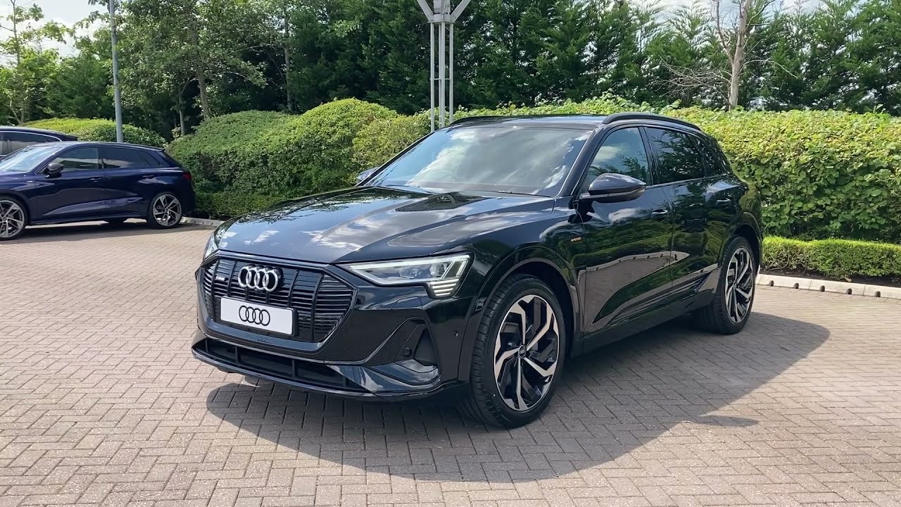 Brand New Audi E-Tron 55 Black Edition Auto quattro 95kWh | Stoke Audi
