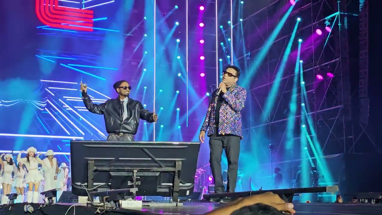 AR Rahman Singing Ho Ho Ho Rap 🔥 Wonderment Tour Chennai