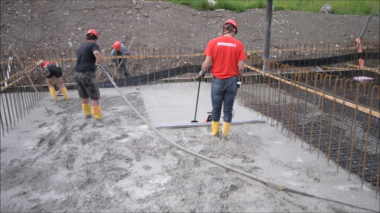 akkupatsche betonflächenfertiger beton bohle vibrationsbohle rüttelbohle  beton