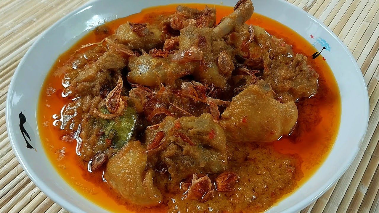 MASAKAN BEBEK  DENGAN BUMBU YANG SEDAP...!!! 