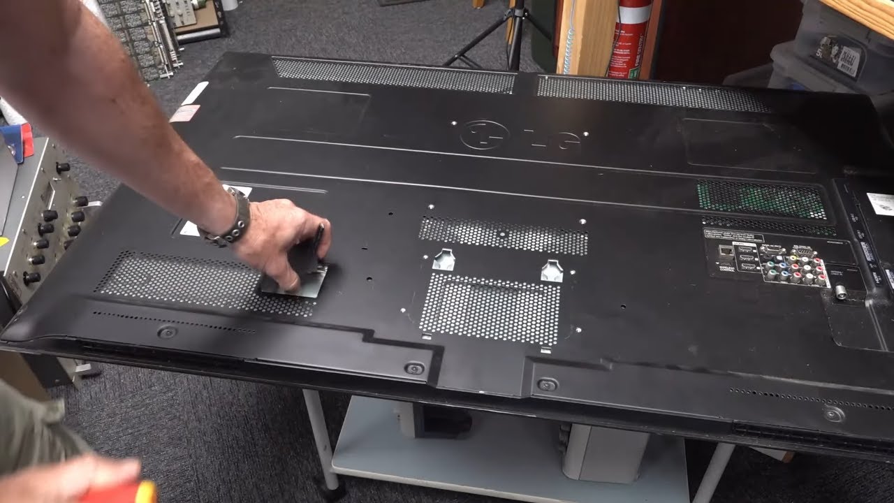 Dumpster Diving LG TV