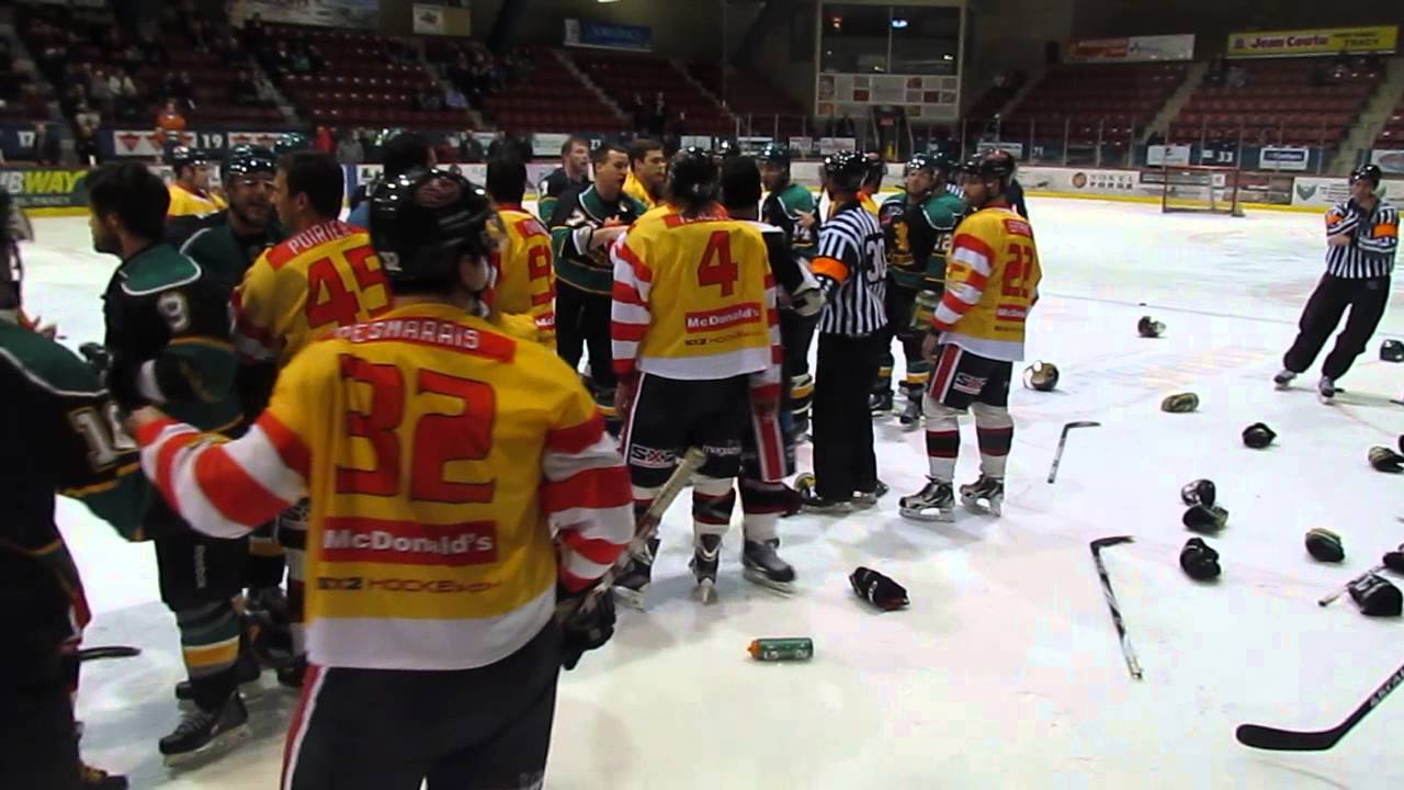 M&ecirc;l&eacute;e G&eacute;n&eacute;rale Warm-up! HC Carvena vs 3L