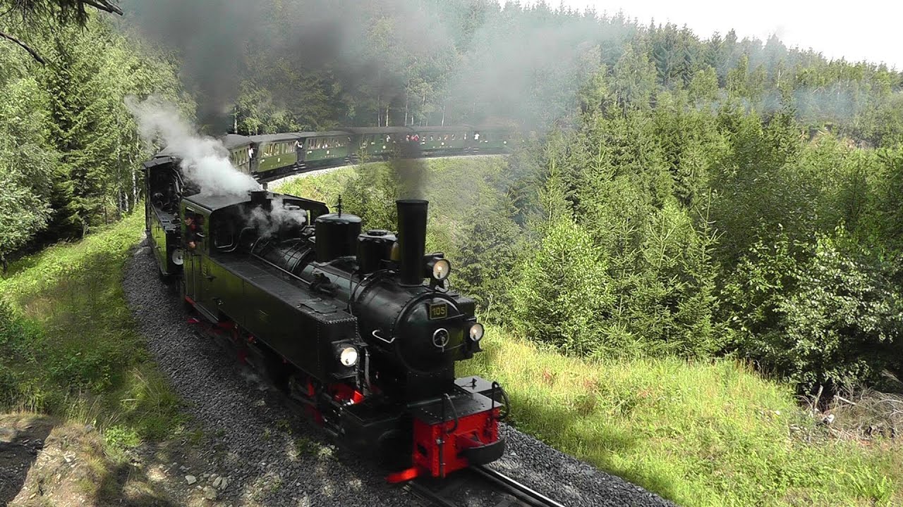 HSB Traditionszug mit drei Mallets: 99 5901 + Gastlok 105 Vorspann + 99 5902 Schublok