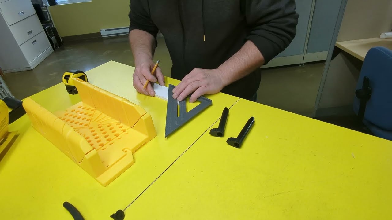 Easy way to perfect miter cuts by hand. STANLEY 14.5-inch Deluxe Clamping Miter Box with 14-inch Saw