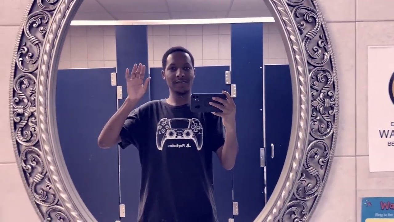 Walkin’ In My 500th Vid!