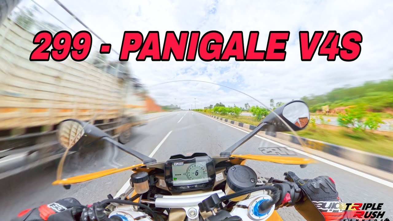 Ducati Panigale V4s x Rush