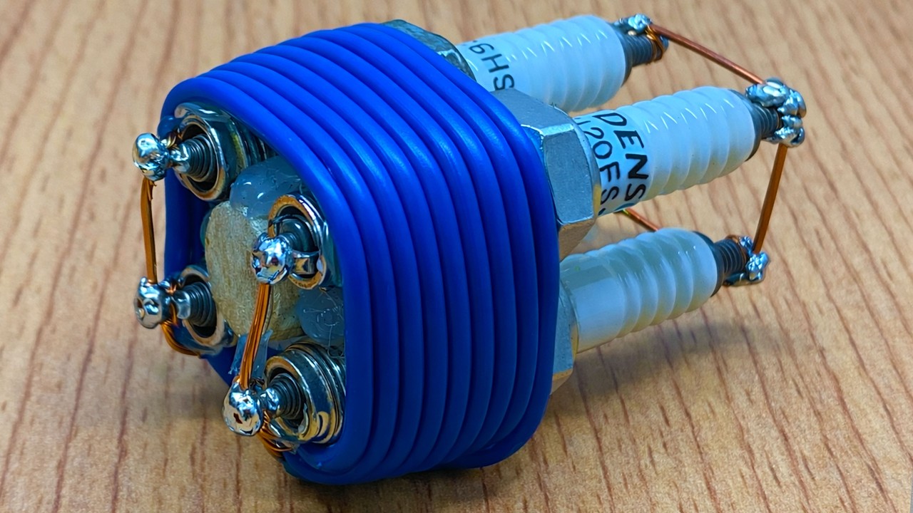No batteries needed! Power is generated using a spark plug and speaker magnet.
