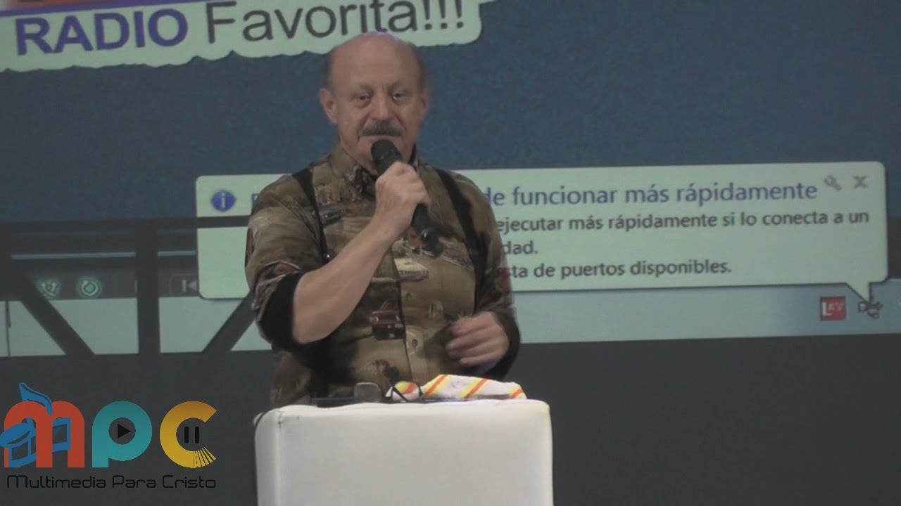 Stanislao Marino Predricando: Dios vive y el Hombre no lo sabe