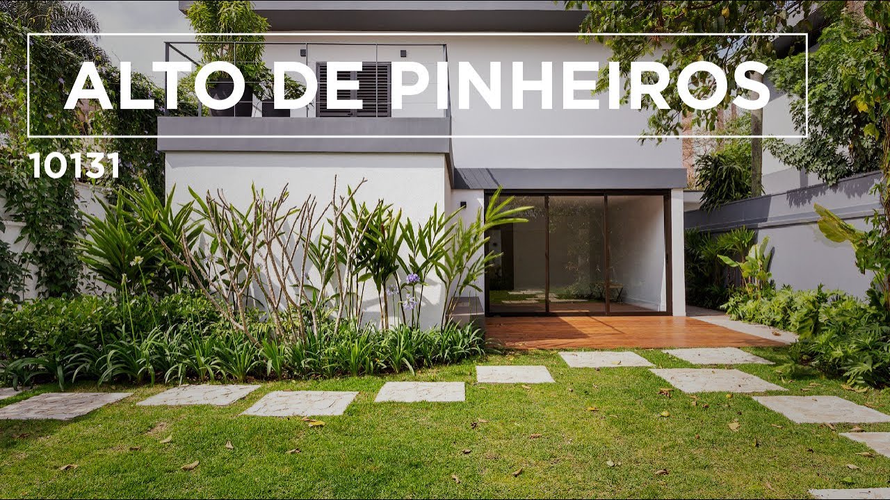 Casa à venda em Alto de Pinheiros, um privilégio morar no bairro mais arborizado de São Paulo.