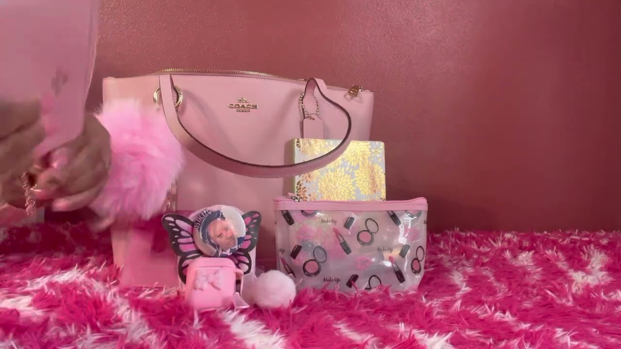 What’s in my bag? Coach Top Zip Tote  #coachoutlet
