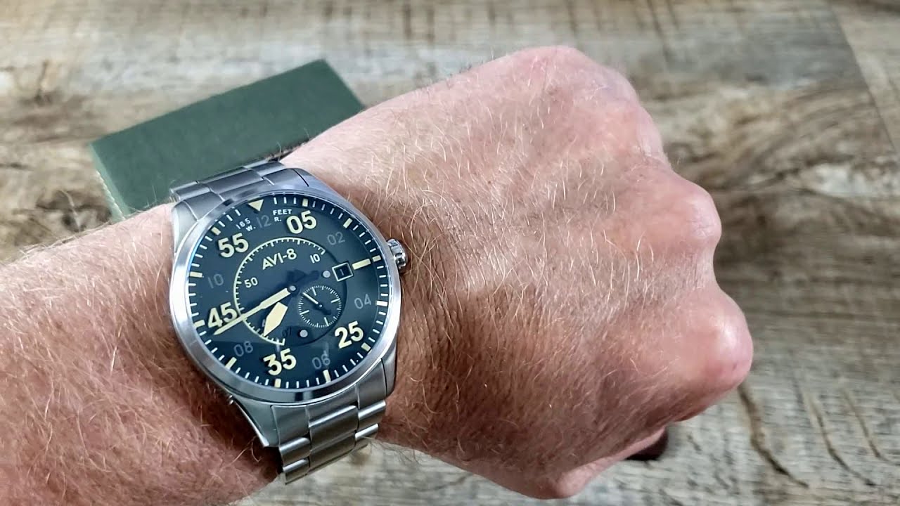 AVI 8 Spitfire Type 300 Automatic  Olive Green