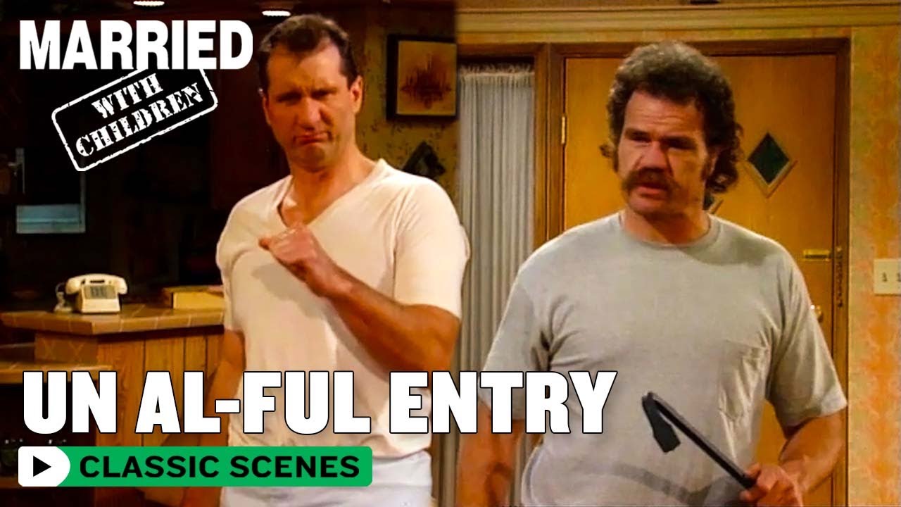 Al Fights Off A Burglar | Married With Children