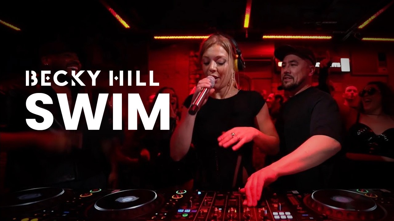 Becky Hill - Swim (Live From YouTube Music Night)