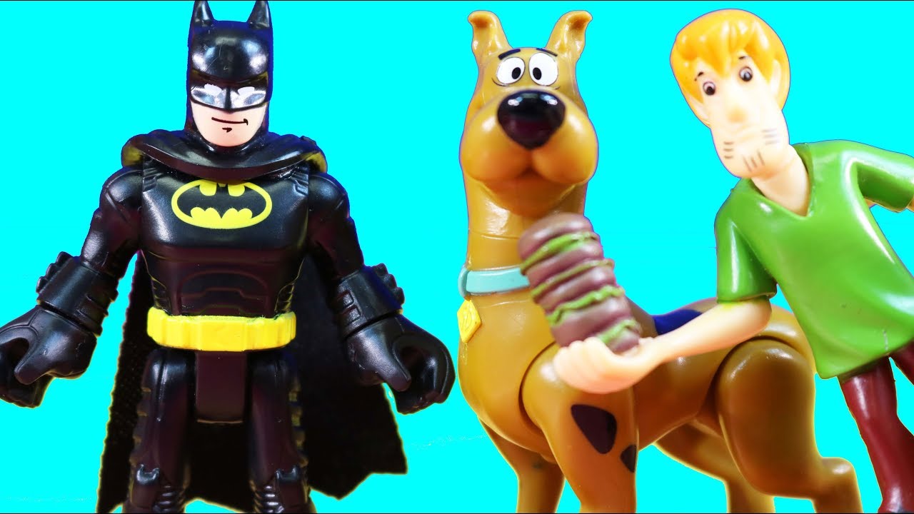 Batman & Superman Solve A Mystery At Scooby Doo Mansion