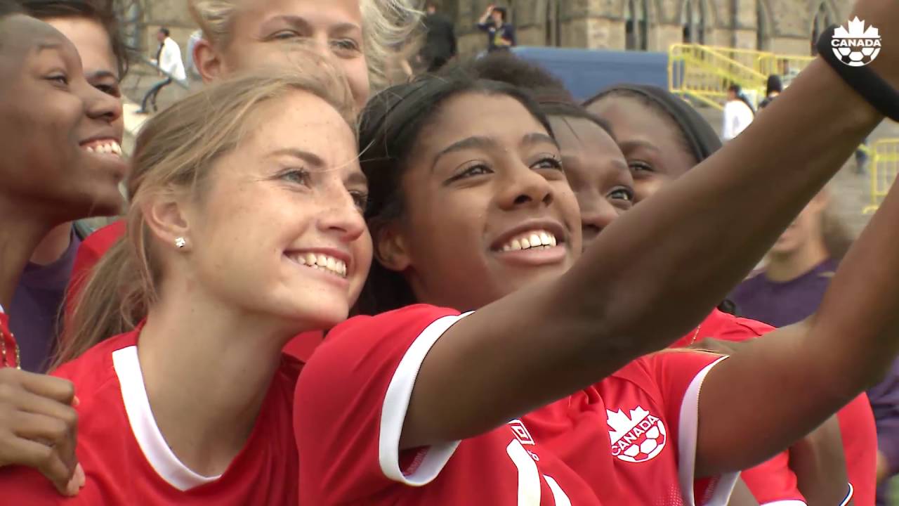 Canada WNT : Fun On the Hill with Prime Minister Justin Trudeau