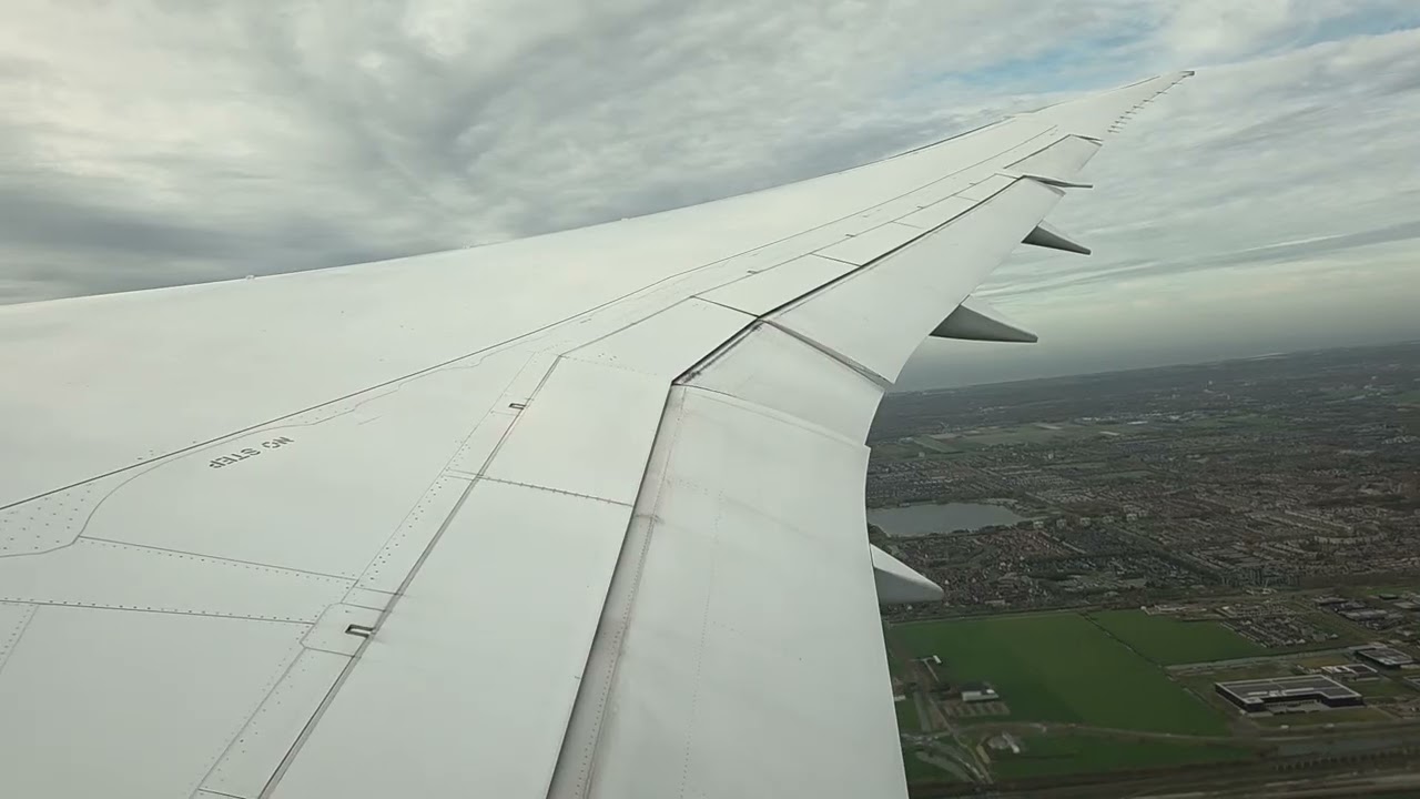 KLM Boeing 787-10 Dreamliner take off from Amsterdam Airport Schiphol!