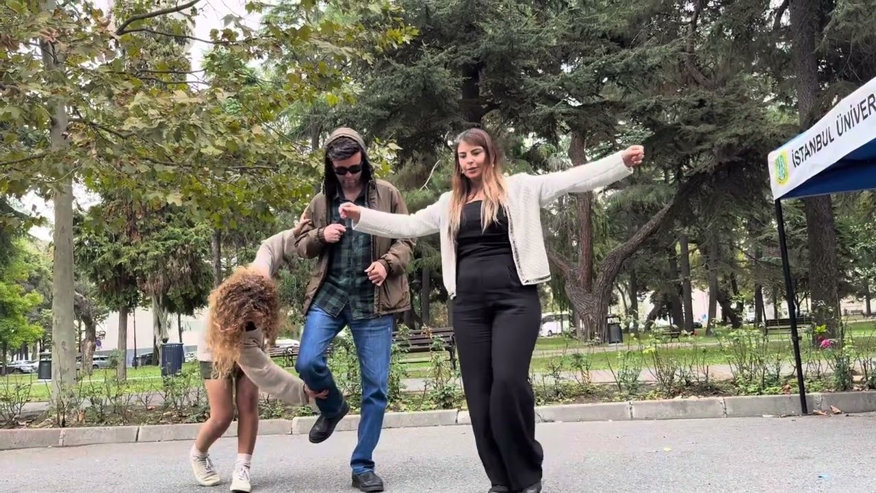 12. Beyaz Baston ve Erişilebilirlik Festivali: Yunan Halk Dansları Atölyesi