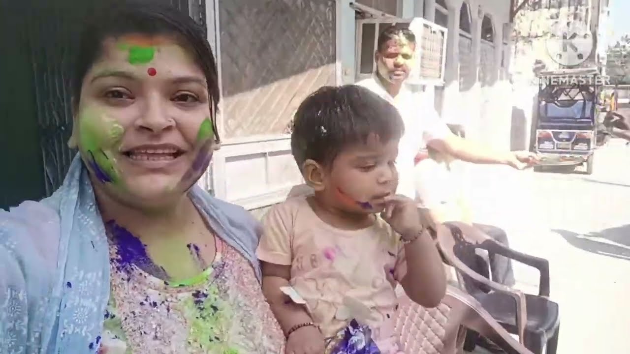 कुछ इस तरह से मनाई होली 👉 खूब जबरदस्त किया डांस 🫣 🫣