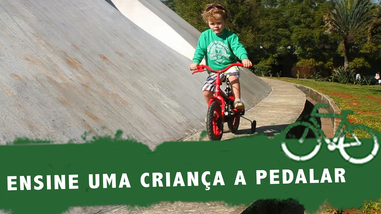Como ensinar uma criança a andar de bicicleta