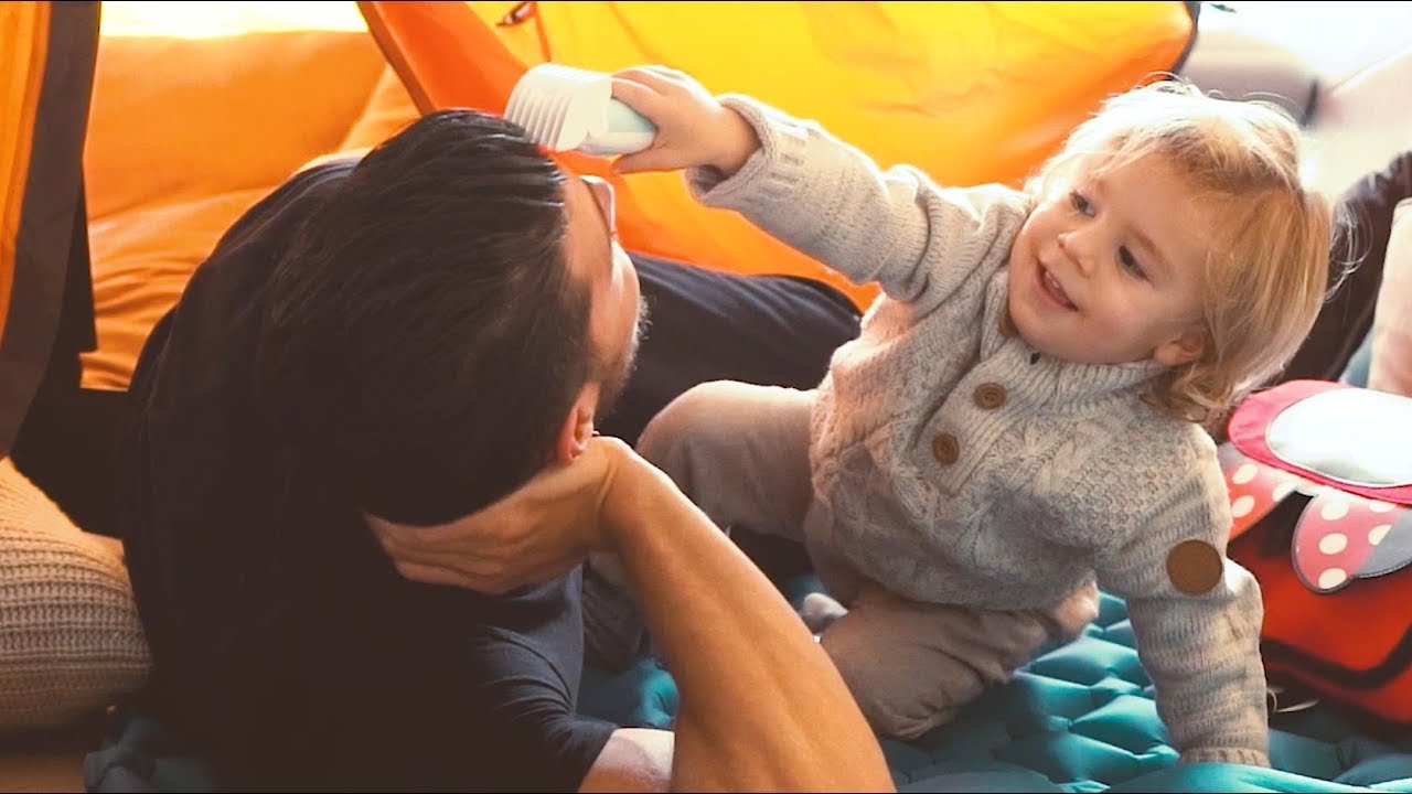 Too much cuteness! Mariano Di Vaio shopping with his son Leo