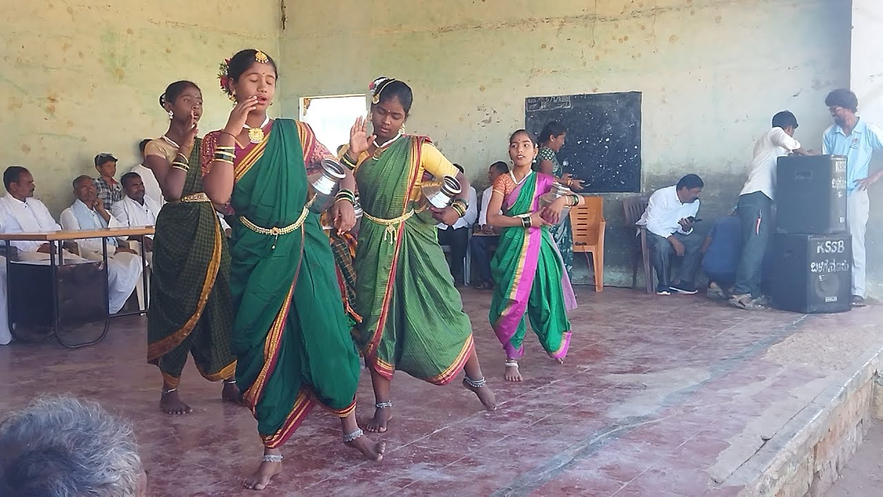 ಶಾಲೆ ಮಕ್ಕಳ ಡ್ಯಾನ್ಸ್ ಏನು ಕೊಡ ಏನು ಕೊಡವ ಹುಬ್ಬಳ್ಳಿ ಮಠವ ಏನು ಚಂದ ಕೊಡವ ಸಾಂಗ್