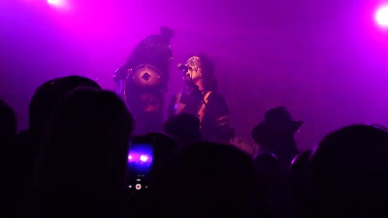 Dressed To Kill - I Was Made For Lovin' You (Glasgow 2022)