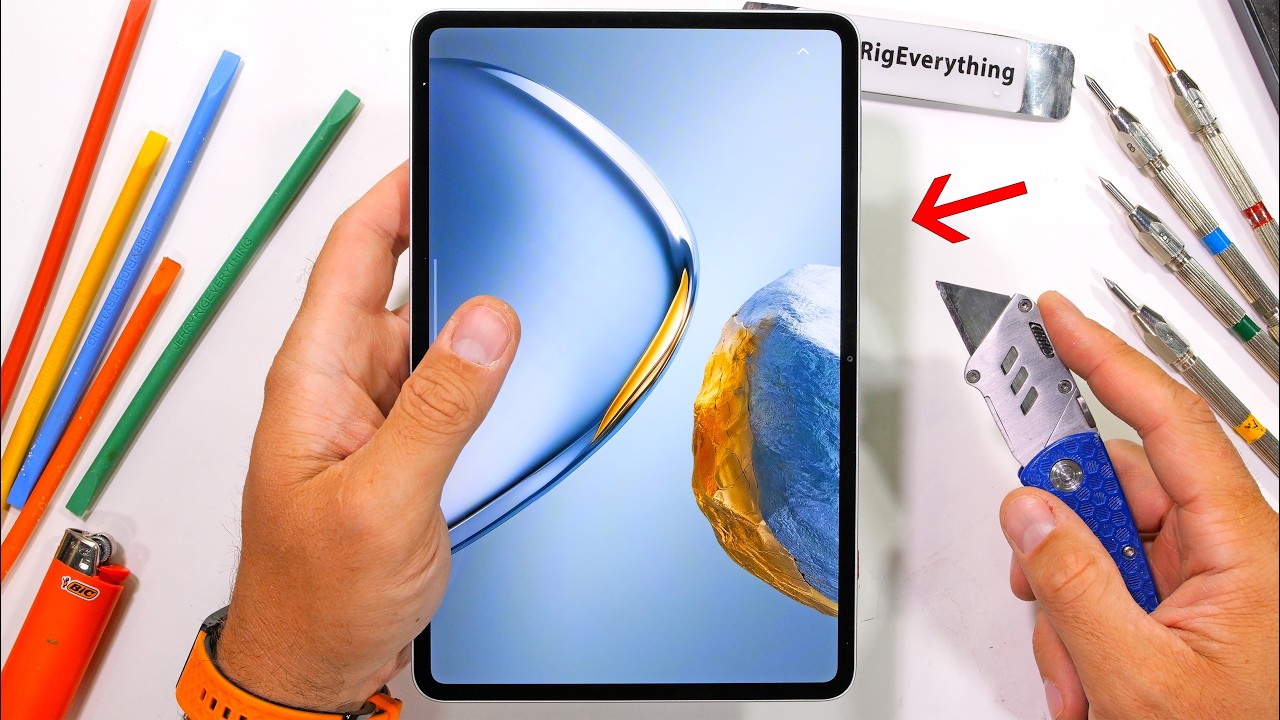 The Coolest Gaming Tablet I've ever held - (Not Clickbait)