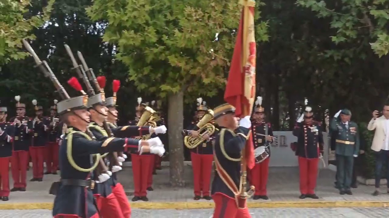 Desfile jura de bandera Academia General Militar. Zaragoza 8 de octubre de 2022