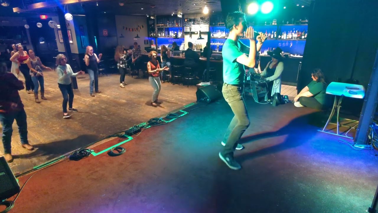 Cowboy Rhythm line dance (lesson) @ Hopmonk Tavern Novato; 26 October 2023