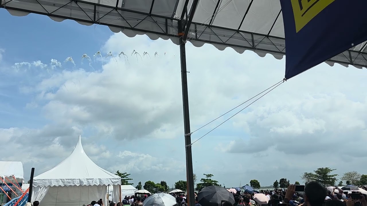 Singapore Airshow 2026 fighter jets flares| F-15E | 