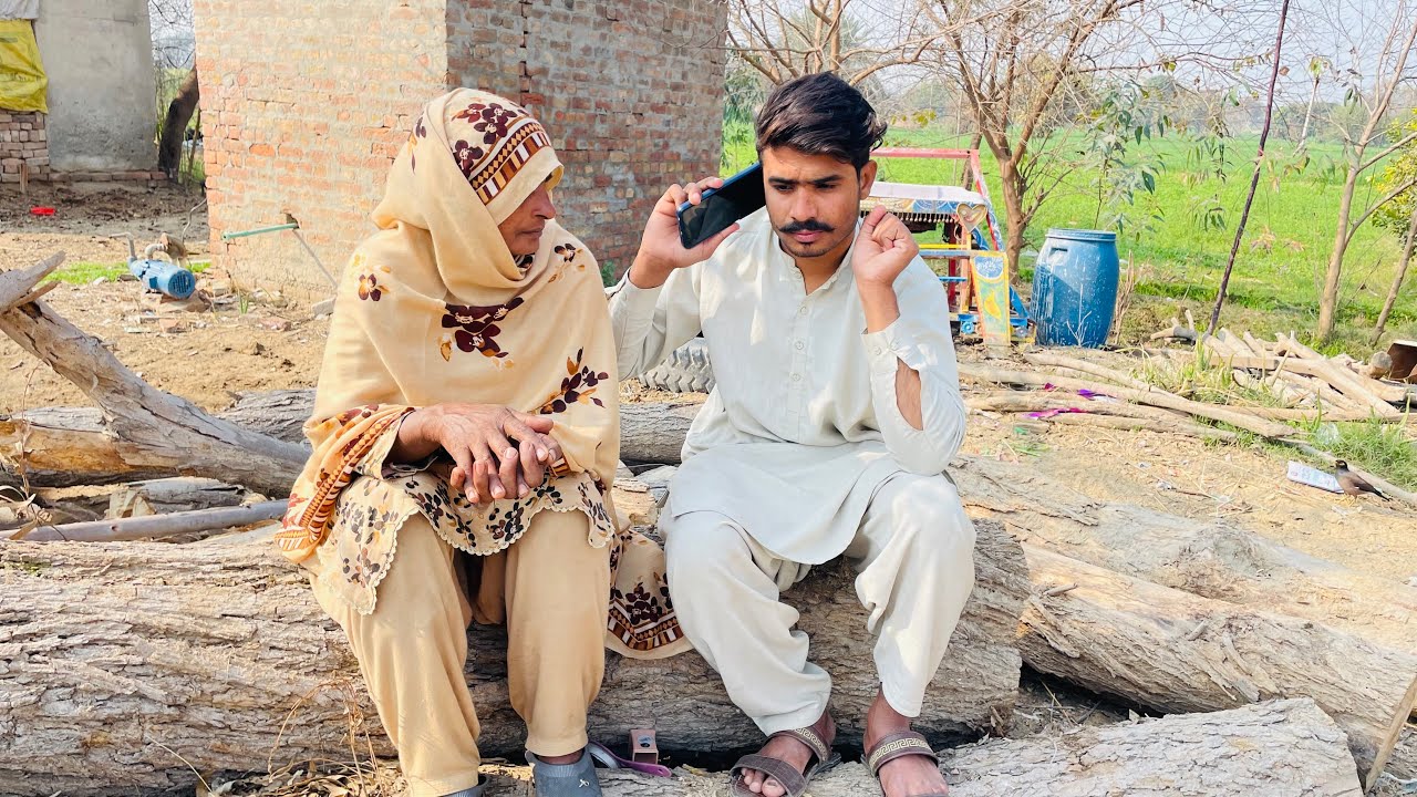 Es Phone Call  Na Sab Kuch Byan Kr Dea……. 