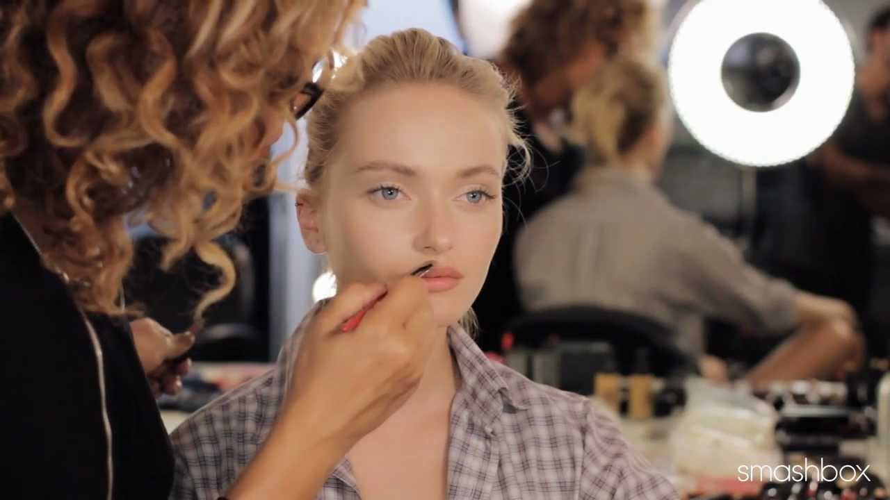 BOLD, MATTE LIPS