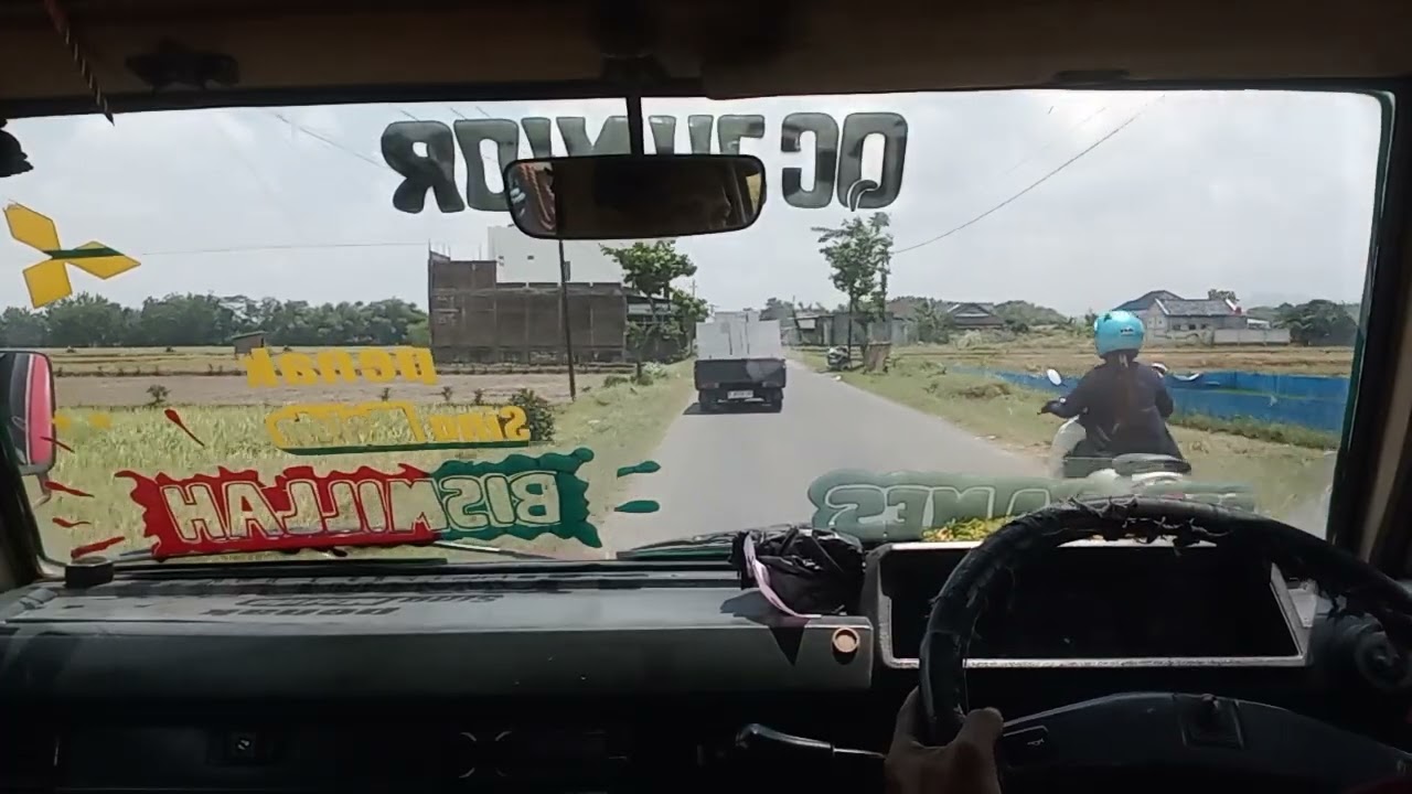 Konfoi dengan si item
