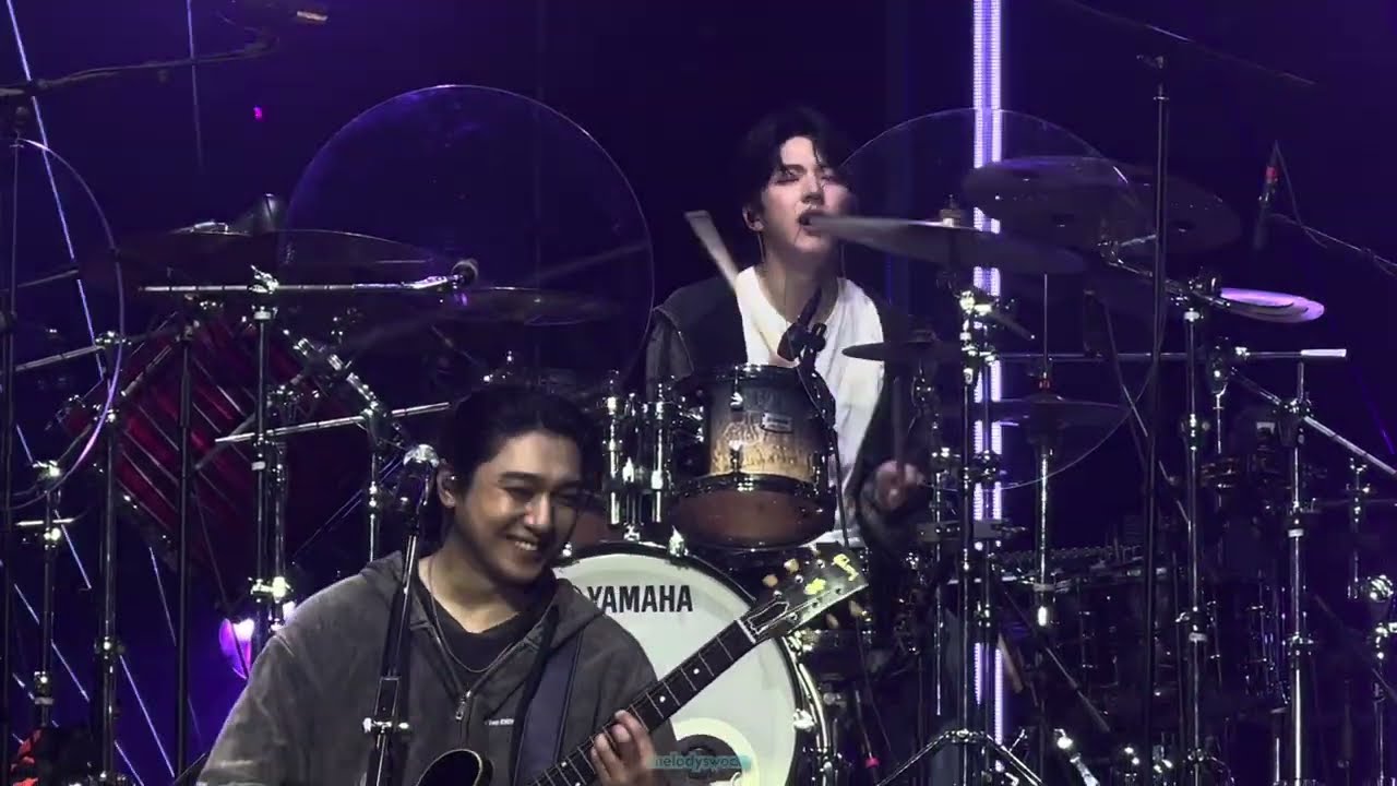 251018 DAY6 데이식스 - 어쩌다 보니 (Somehow) | The DECADE in Ho Chi Minh