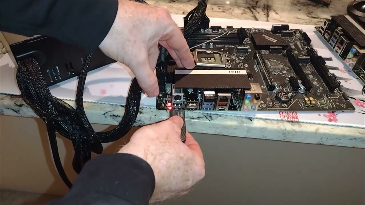 Как обновить BIOS без процессора или видеокарты, материнская плата MSI Pro Z690-A D4, подготовить...