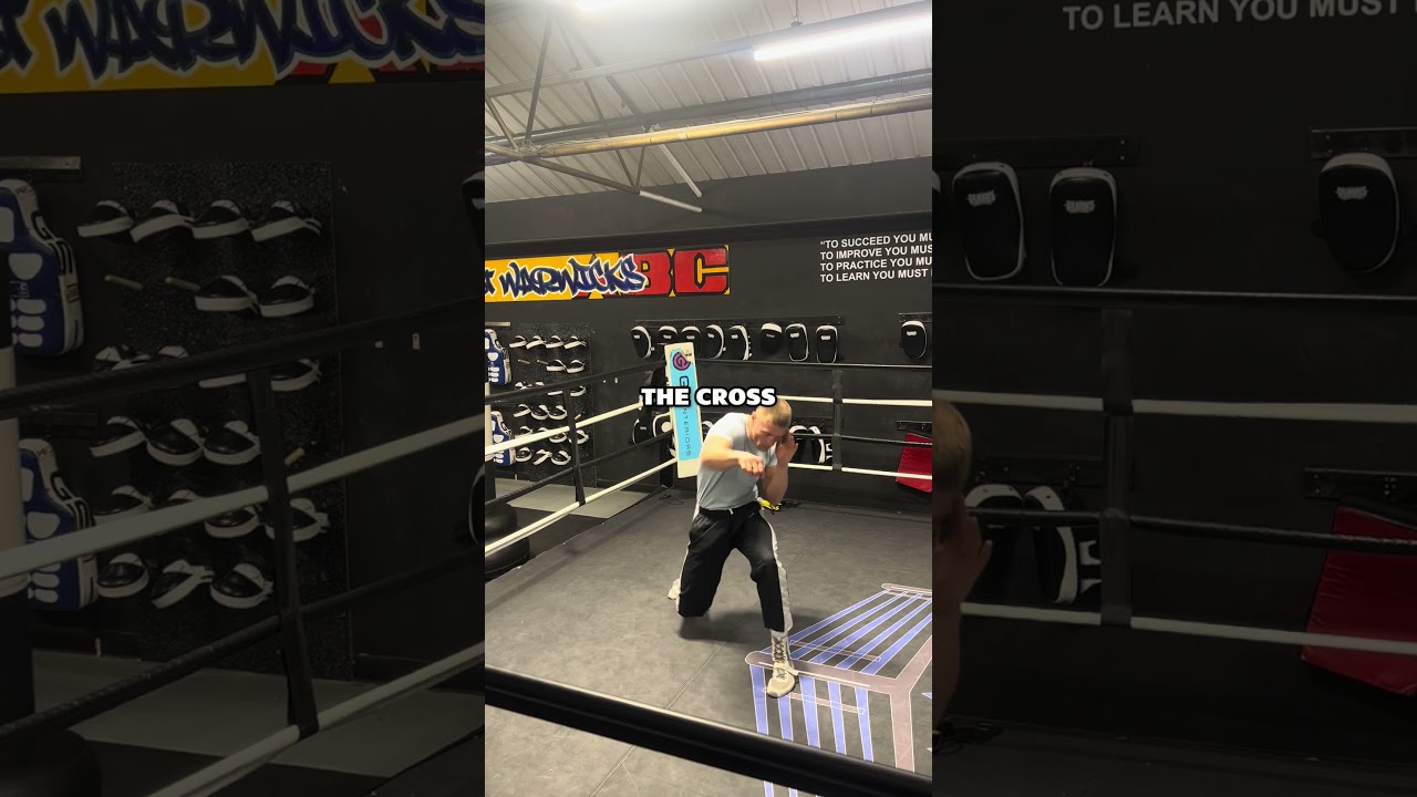 How To Throw Every Punch While Taking Your Head Off The Center Line 🥊