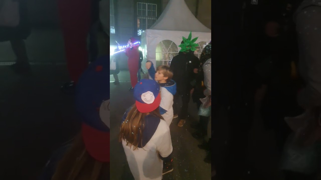 carnaval de bienne 2023 mini cortège de nuit