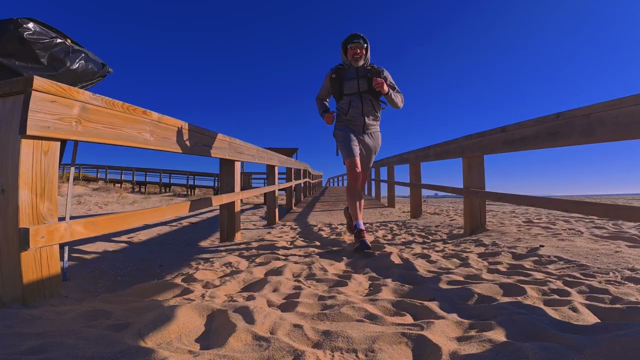 Hoka Challenger 8 Beach Run Test - Lagos Portugal