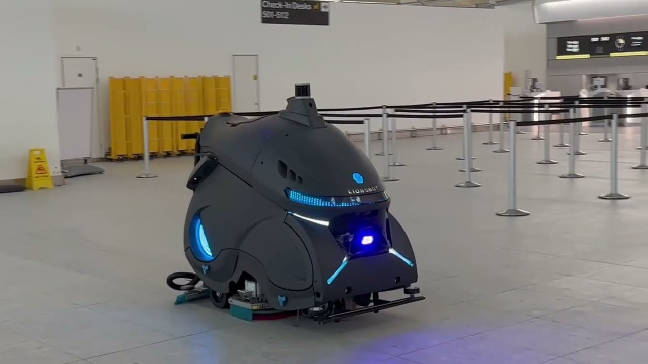 MOTION CLEANING MACHINES - LIONSBOT REX DEMO