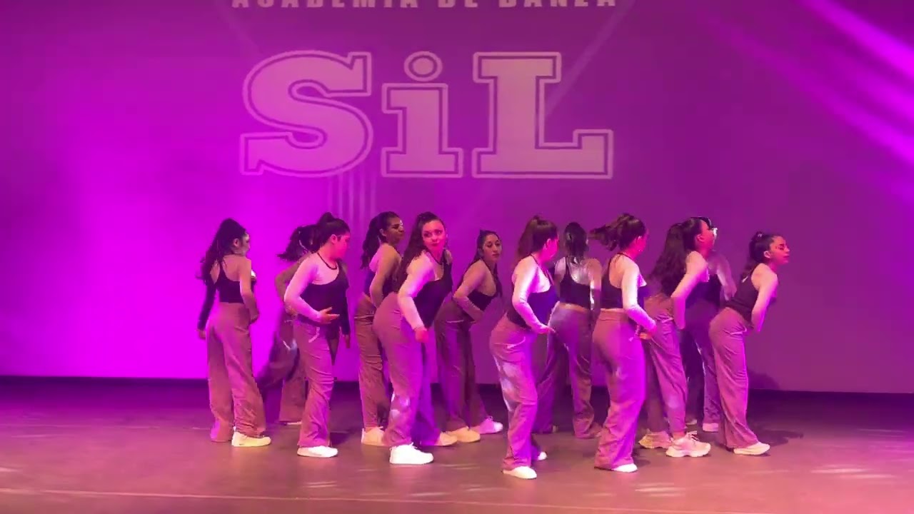 Urbano 1 - Avril Ureta - academia se danza Sil 2023