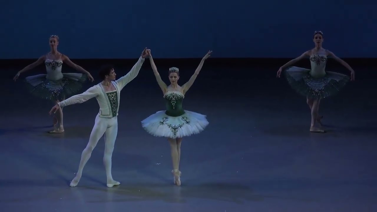 Alina Somova (Mariinsky Ballet) Symphony in C