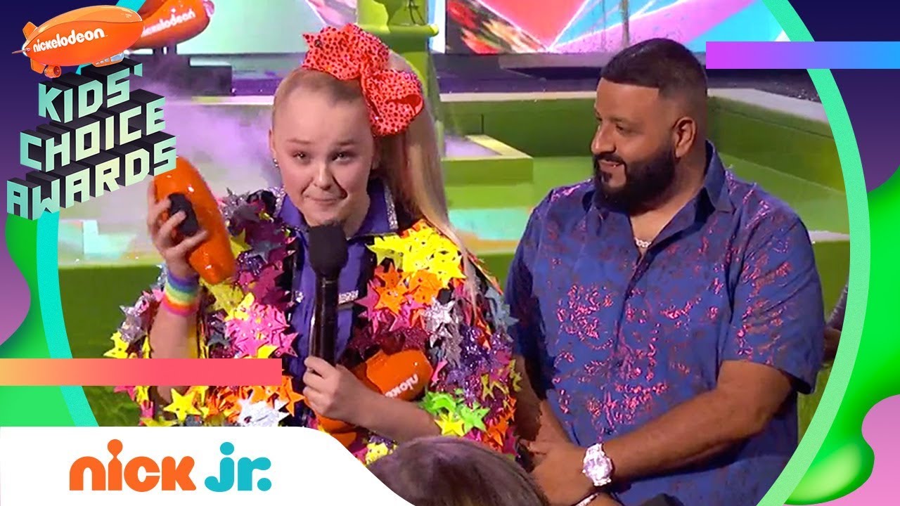 JoJo Siwa WINS Social Music Star & Celebrates w/ DJ Khaled | 2019 Kids' Choice Awards | Nick Jr.
