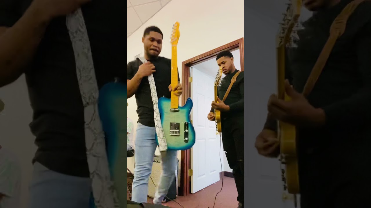 Checkout the tone of this guitar