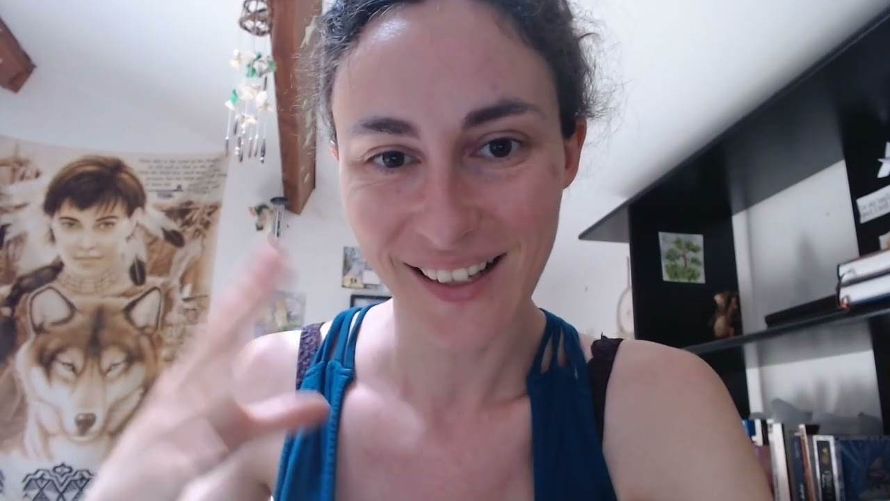 Une drôle d'astuce pour débloquer son intuition en cartomancie ✨